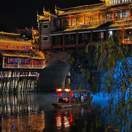 Fenghuang Memory Linjiang Inn Kültér fotó