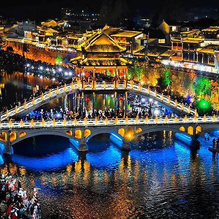 Fenghuang Memory Linjiang Inn Kültér fotó