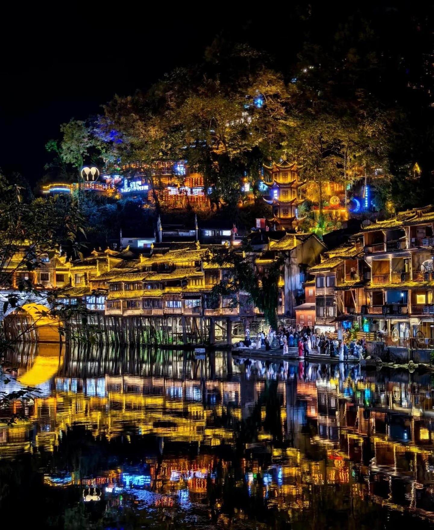 Fenghuang Memory Linjiang Inn Kültér fotó