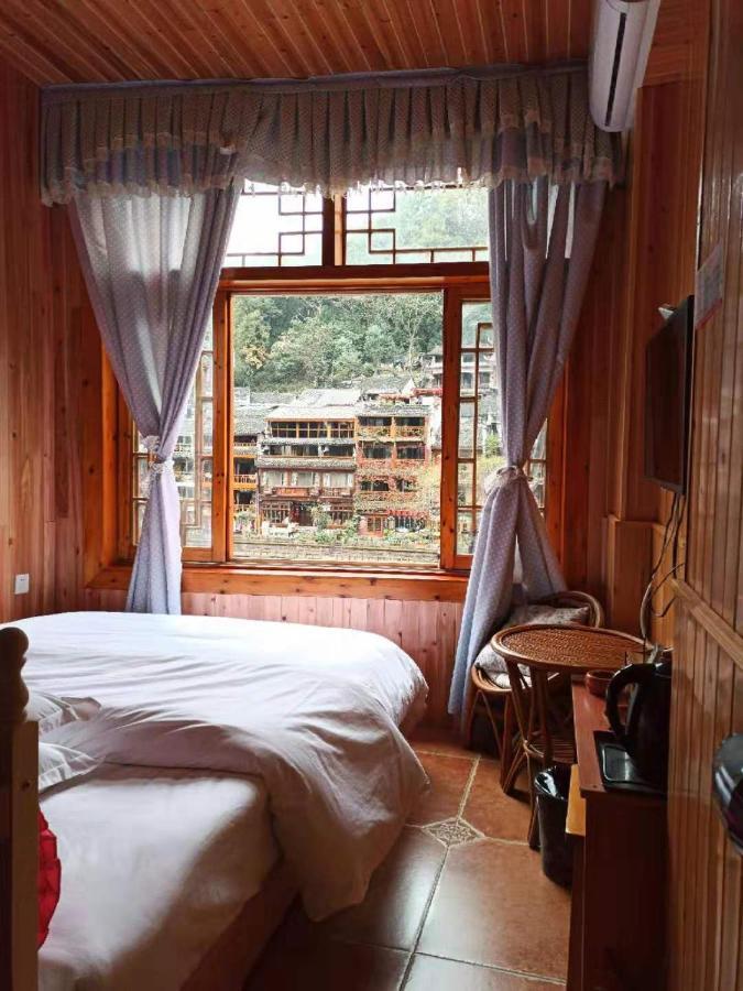 Fenghuang Memory Linjiang Inn Kültér fotó